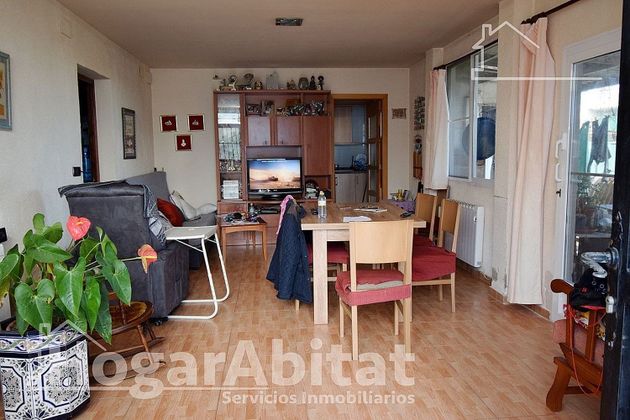 Foto 1 de Chalet en venta en El Grao de 2 habitaciones con terraza
