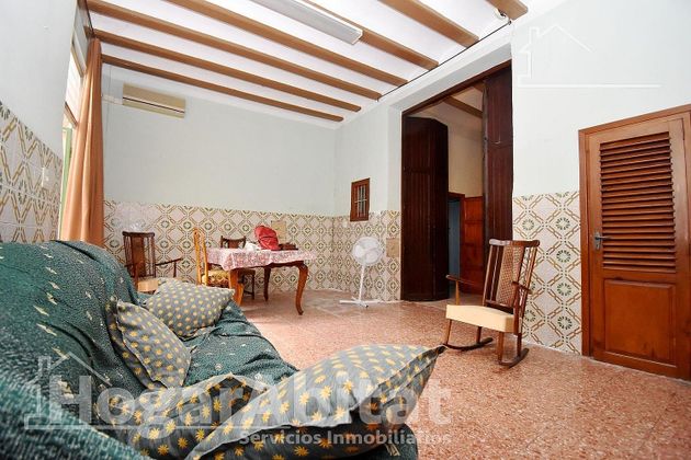 Foto 1 de Casa en venda a Massanassa de 7 habitacions amb terrassa i aire acondicionat