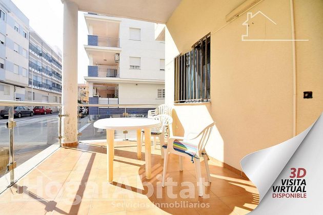 Foto 2 de Piso en venta en Moncófar playa de 1 habitación con terraza y aire acondicionado