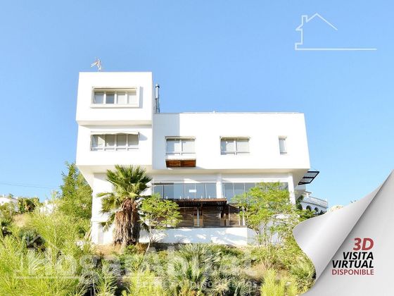 Foto 1 de Xalet en venda a Plaça Eliptica-Republica Argentina-Germanies de 4 habitacions amb terrassa i piscina
