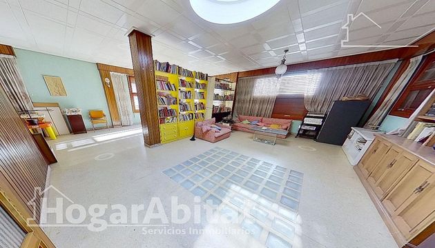 Foto 1 de Casa en venda a Cariñena - Carinyena de 6 habitacions amb garatge i balcó