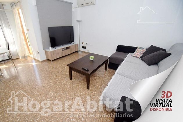 Foto 2 de Venta de piso en Cariñena - Carinyena de 3 habitaciones con balcón y calefacción