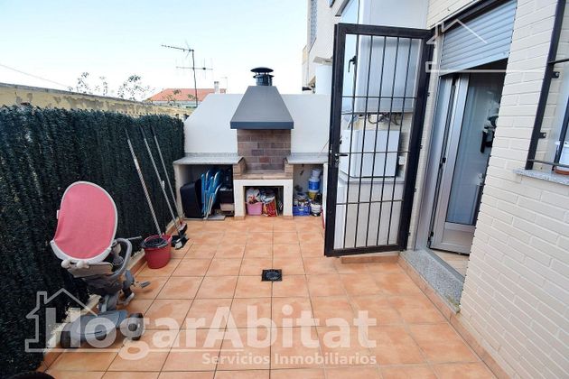 Foto 1 de Casa en venta en Playa de Almazora-Ben Afeli de 4 habitaciones con terraza y garaje