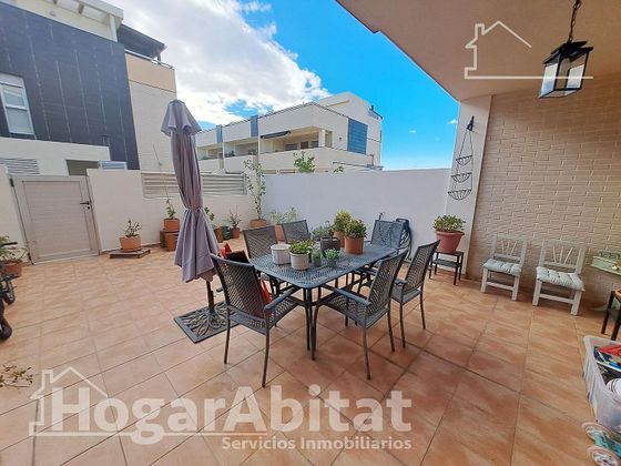 Foto 1 de Casa en venda a Playa de Almazora-Ben Afeli de 4 habitacions amb terrassa i garatge