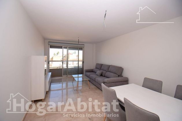 Foto 2 de Pis en venda a Sollana de 3 habitacions amb garatge i balcó