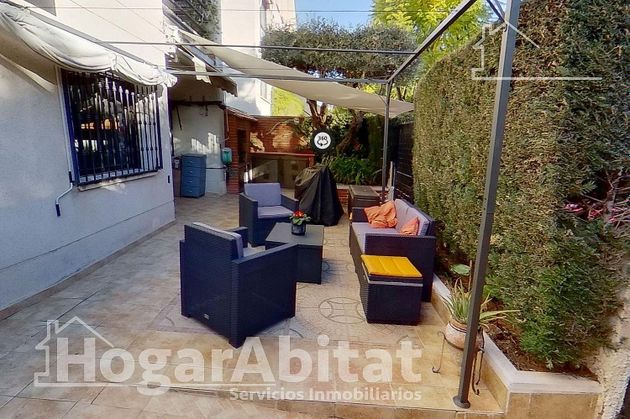 Foto 2 de Venta de casa en Picanya de 4 habitaciones con terraza y garaje