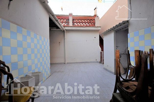 Foto 2 de Venta de chalet en Meliana de 7 habitaciones con terraza