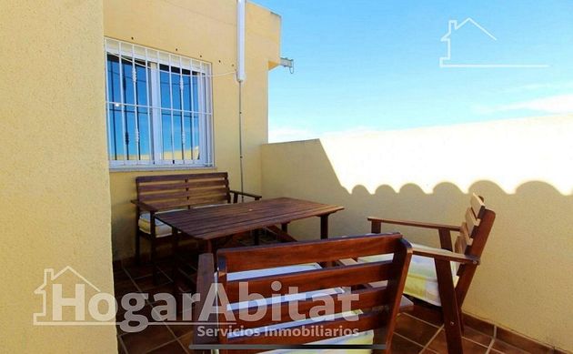 Foto 2 de Àtic en venda a Zona Centro de 3 habitacions amb terrassa i balcó