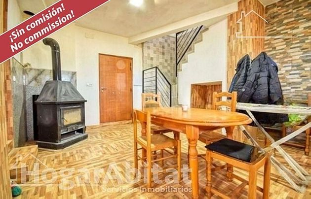Foto 2 de Chalet en venta en Xàtiva de 4 habitaciones con terraza y garaje