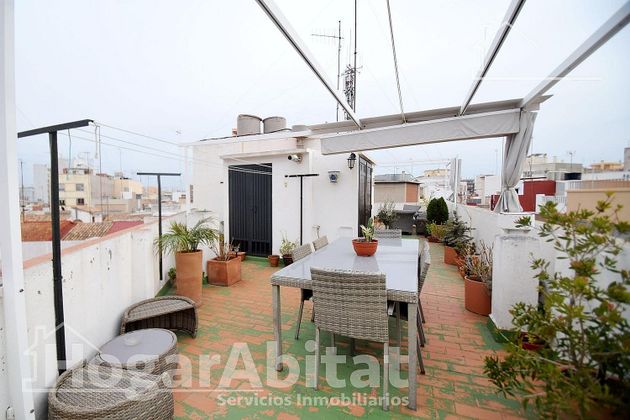 Foto 2 de Casa en venta en Zona Llombai de 4 habitaciones con terraza y calefacción