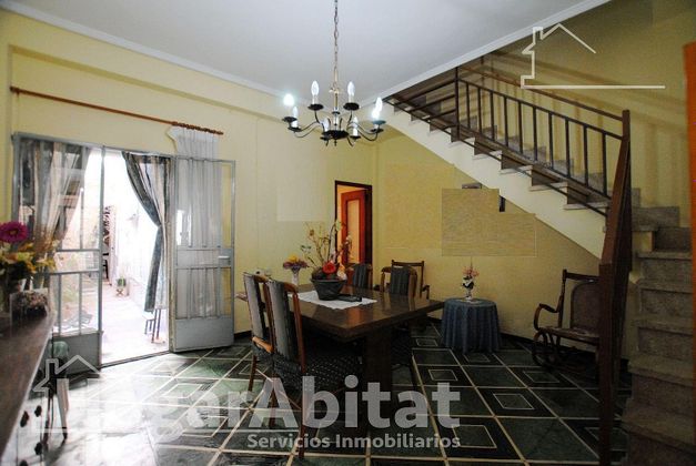 Foto 2 de Casa en venda a Bellreguard de 4 habitacions amb terrassa i balcó