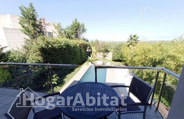 Foto 2 de Xalet en venda a Sierra Perenchiza - Cumbres de Calicanto - Santo Domingo de 3 habitacions amb terrassa i piscina