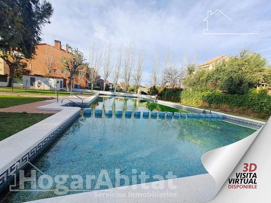 Foto 2 de Pis en venda a El Grao de 3 habitacions amb terrassa i piscina