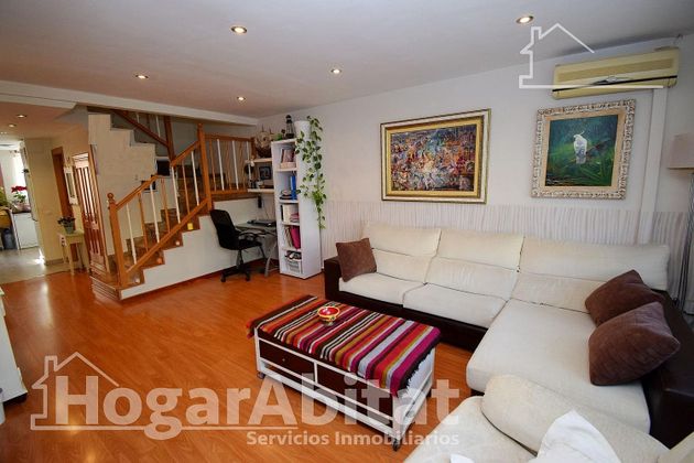 Foto 2 de Casa en venda a Centro - Almazora/Almassora de 4 habitacions amb terrassa i garatge