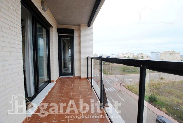 Foto 2 de Pis en venda a Piles de 2 habitacions amb terrassa i garatge