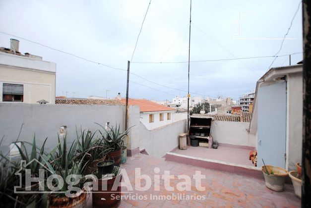 Foto 1 de Casa en venta en Oliva pueblo de 6 habitaciones con terraza y balcón
