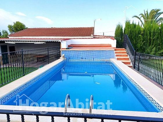 Foto 2 de Xalet en venda a Urbanizaciones de 3 habitacions amb terrassa i piscina