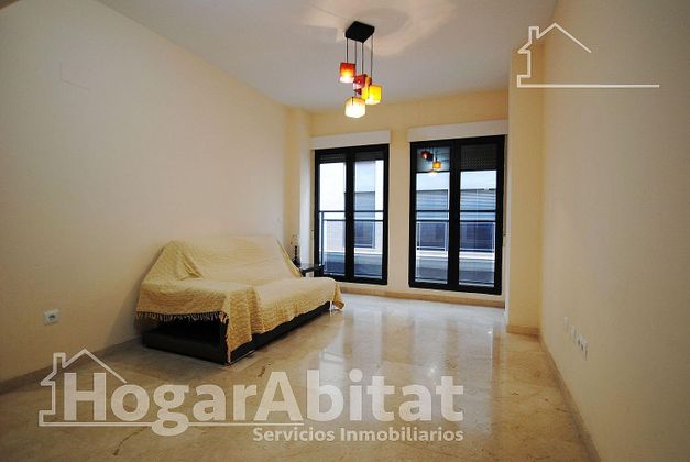 Foto 2 de Venta de piso en Plaça Eliptica-Republica Argentina-Germanies de 2 habitaciones con terraza y aire acondicionado