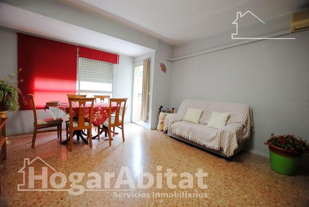 Foto 1 de Pis en venda a Centro - Gandia de 3 habitacions amb terrassa i garatge