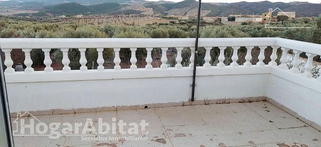 Foto 2 de Chalet en venta en Vélez-Rubio de 3 habitaciones con terraza y piscina