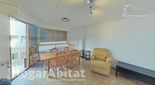 Foto 1 de Pis en venda a Algemesí de 4 habitacions amb terrassa i garatge