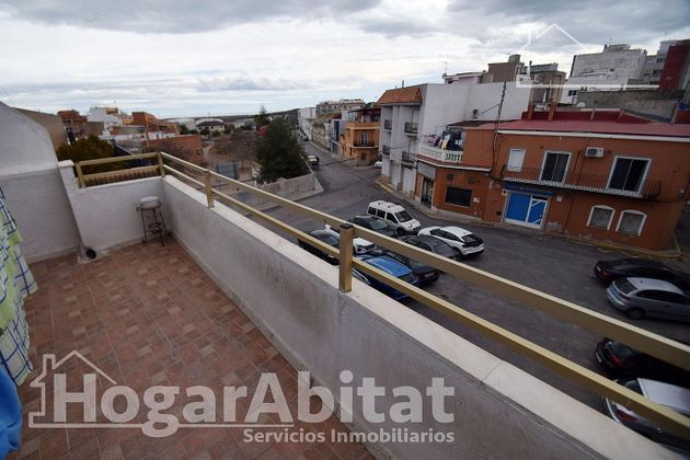 Foto 2 de Casa en venta en Vall d´Uixó (la) de 4 habitaciones con terraza y balcón