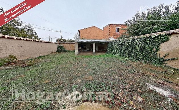 Foto 2 de Casa en venda a Ossa de Montiel de 5 habitacions amb terrassa i garatge