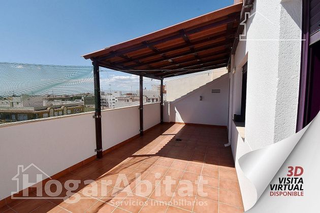 Foto 2 de Àtic en venda a Les Boqueres-Zona norte de 2 habitacions amb terrassa i garatge