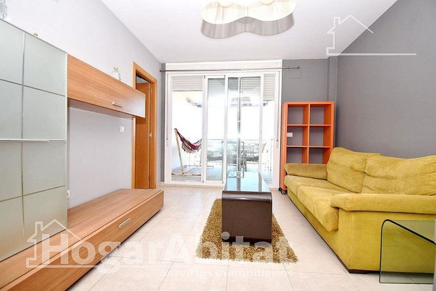 Foto 2 de Pis en venda a Nules de 2 habitacions amb terrassa i aire acondicionat