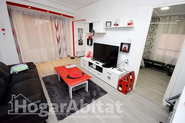 Foto 2 de Piso en venta en Centro - Villarreal de 3 habitaciones con aire acondicionado y calefacción