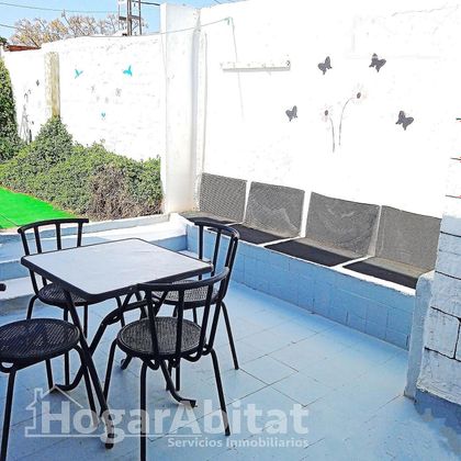 Foto 2 de Xalet en venda a Los Pinares-La Masía de 8 habitacions amb terrassa i garatge