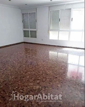 Foto 2 de Venta de piso en Parque de la Bombilla-Pla de Rascanya de 2 habitaciones con garaje y ascensor