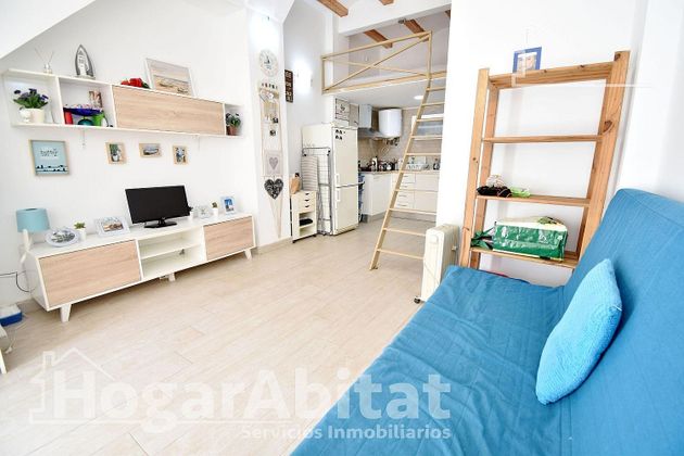 Foto 2 de Venta de piso en El Cabanyal- El Canyamelar de 1 habitación con aire acondicionado y calefacción