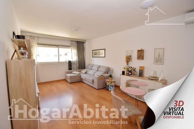 Foto 2 de Piso en venta en Sotolivar - Mas del Rosari de 3 habitaciones con garaje y jardín