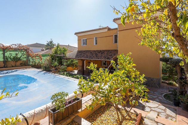 Foto 2 de Xalet en venda a Dúrcal de 5 habitacions amb terrassa i piscina