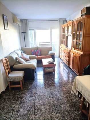 Foto 1 de Piso en venta en Poblenou de 2 habitaciones con balcón y aire acondicionado