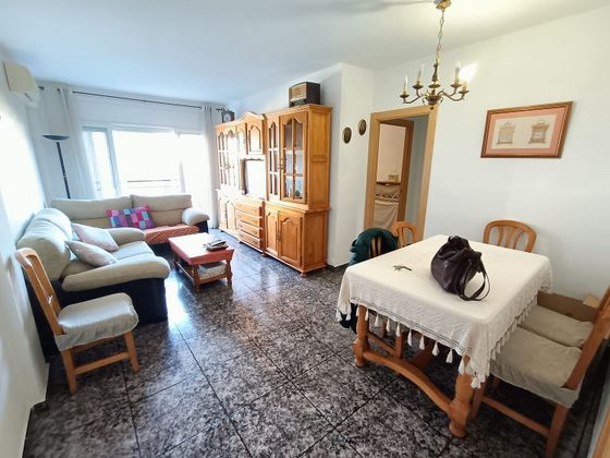 Foto 2 de Piso en venta en Poblenou de 2 habitaciones con balcón y aire acondicionado
