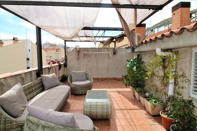 Foto 2 de Venta de dúplex en calle Del Germà Joaquim de 3 habitaciones con terraza y garaje