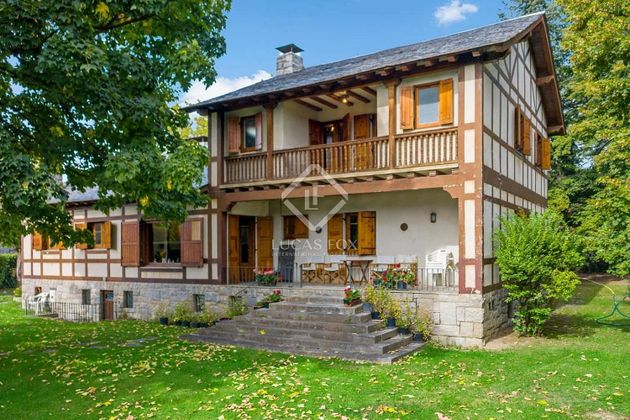 Foto 2 de Casa en venda a Puigcerdà de 6 habitacions amb terrassa i garatge