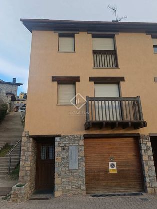 Foto 1 de Casa en venda a Puigcerdà de 3 habitacions amb garatge i jardí