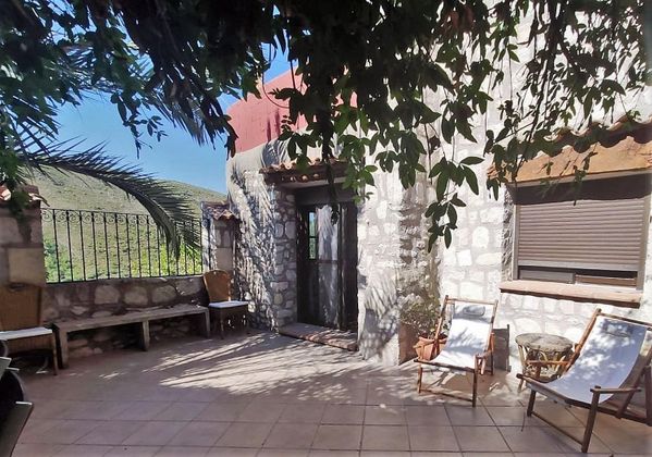 Foto 2 de Venta de casa en Vall de Gallinera de 4 habitaciones con terraza y balcón