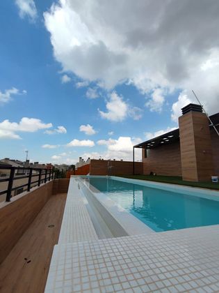 Foto 1 de Àtic en venda a Juan Carlos I de 3 habitacions amb terrassa i piscina