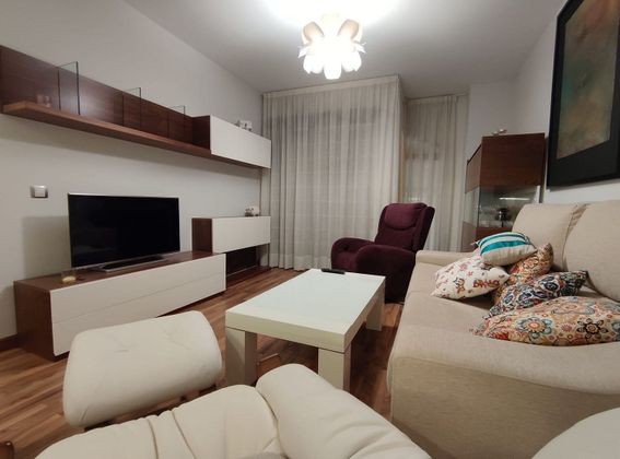 Foto 2 de Pis en venda a Centro - Murcia de 2 habitacions amb balcó i aire acondicionat