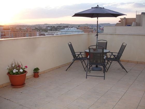 Foto 2 de Àtic en venda a Juan de Borbón - La Flota de 4 habitacions amb terrassa i garatge