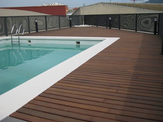 Foto 1 de Pis en venda a Ronda Sur de 1 habitació amb terrassa i piscina