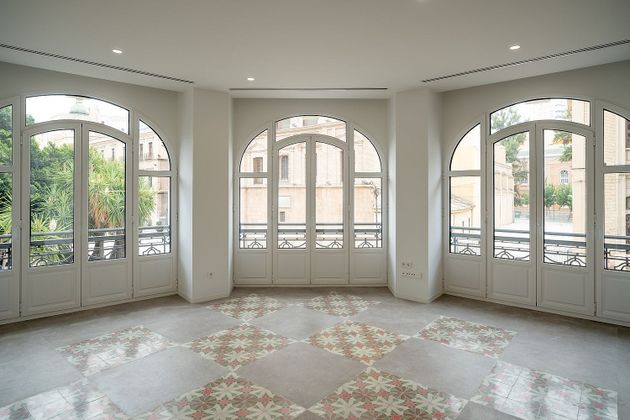 Foto 1 de Alquiler de piso en Centro - Murcia de 2 habitaciones con muebles y aire acondicionado