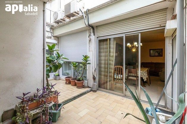 Foto 2 de Casa adossada en venda a Gràcia de 4 habitacions amb terrassa i garatge