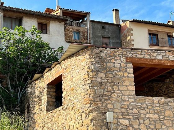 Foto 2 de Casa en venta en Isona i Conca Dellà de 4 habitaciones con terraza