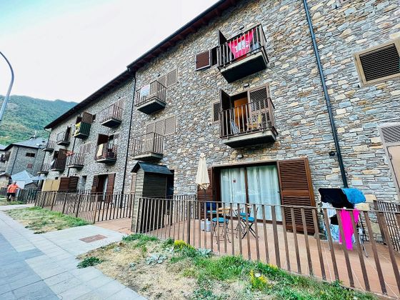 Foto 1 de Piso en venta en Esterri d´Àneu de 2 habitaciones con garaje y balcón