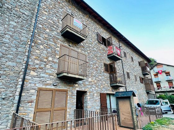 Foto 2 de Piso en venta en Esterri d´Àneu de 2 habitaciones con garaje y balcón